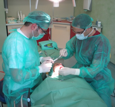 dragos_si_mihnea_chirurgie_iunie_2010_400_01