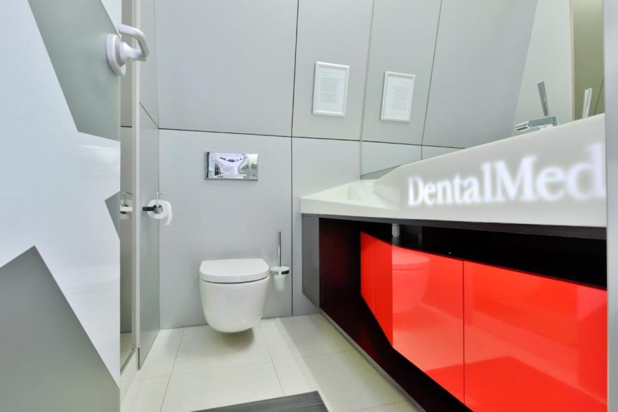 CPB9524 Imagini din clinica stomatologica DentalMed Luxury Marriott