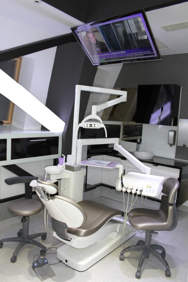 cab%208 11%20024 Imagini din clinica stomatologica DentalMed Luxury Marriott