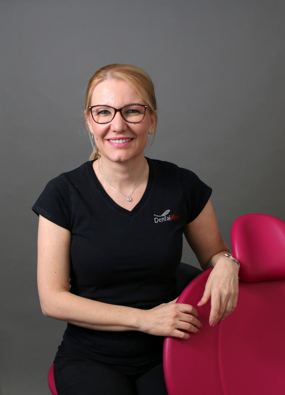 Stomatologie cu pasiune - medic dentist dr. Magda David 1 Dr. Magda David IMG 6532 Stomatologie cu pasiune - medic dentist dr. Magda David