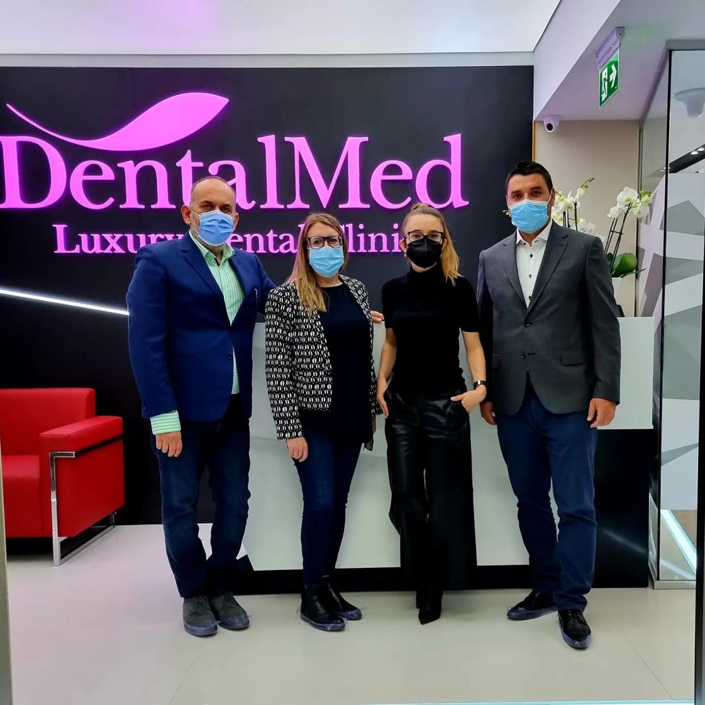 straumann1 DentalMed a devenit Partener Expert STRAUMANN Switzerland