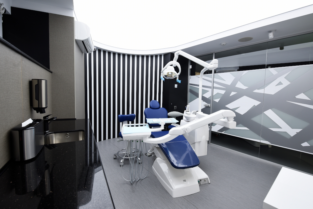 RD28001 1 Imagini din Clinica Stomatologica DentalMed Luxury Primaverii