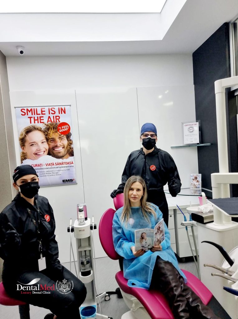 EMS La ce trebuie să fim atenți când căutăm un medic parodontolog bun în București?