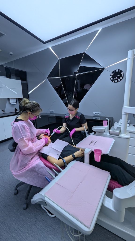 Cabinet stomatologic specializat 14 IMG 20250924 WA0083 Cabinet stomatologic specializat