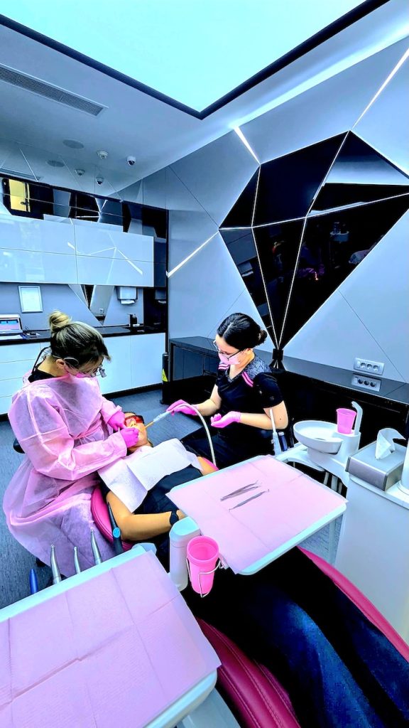 Cabinet stomatologic specializat 15 IMG 20250924 WA0090 Cabinet stomatologic specializat