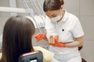 tratament granulom dentar 1 Tratament pentru granulomul dentar: ce soluții există pentru salvarea dintelui?