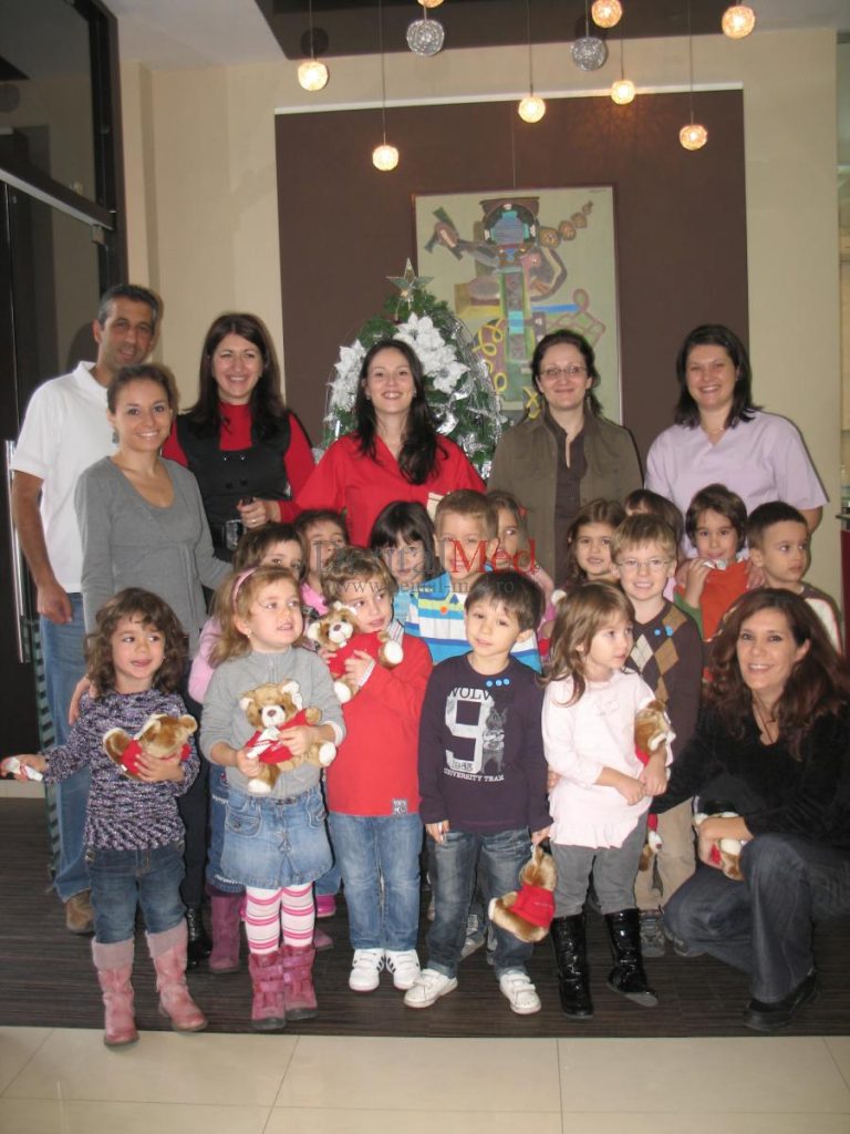 Lauder School la DentalMed