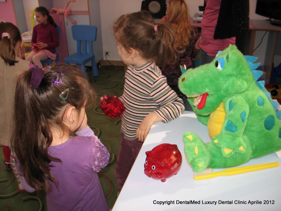 Visiting Top Kids Kindergarten Aprilie 2012