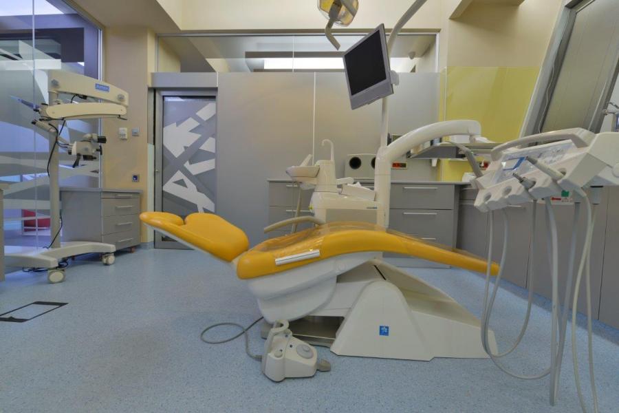 CPB3210 Imagini din clinica stomatologica DentalMed Luxury Marriott