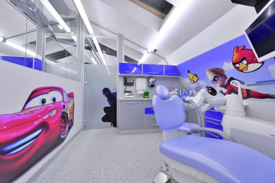 CPB9599 Imagini din clinica stomatologica DentalMed Luxury Marriott