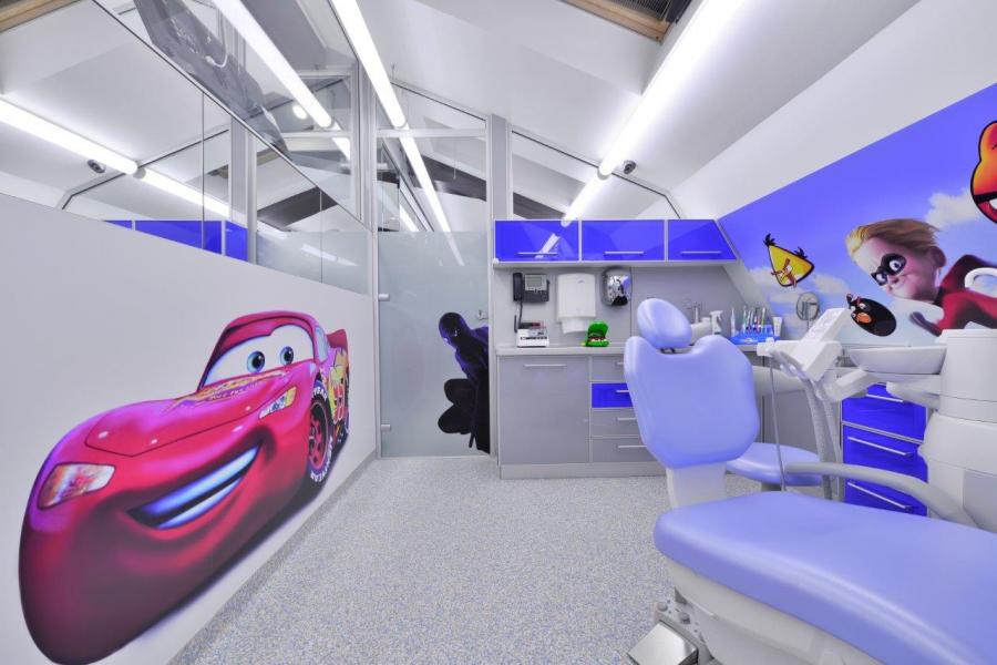 CPB9600 Imagini din clinica stomatologica DentalMed Luxury Marriott