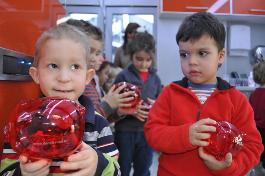 Gradinita Arici Pogonici in vizita la DentalMed Kids